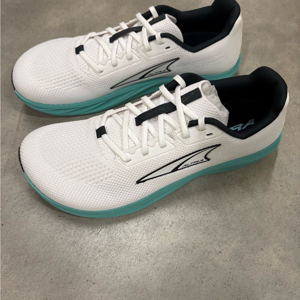 Altra women’s Escalante